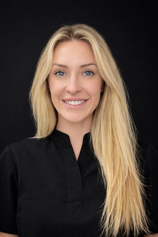 Natalie Manseau | Aesthetician